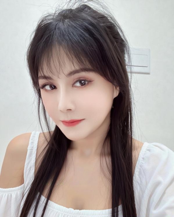 华阳气质御姐甜梦-51约啪