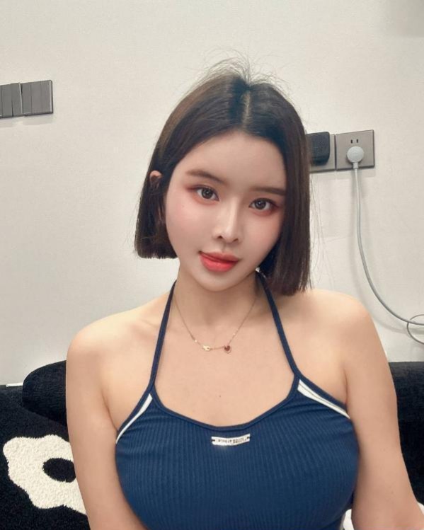 图片[2]-上城短发颜值翘臀曦瑶-51约啪