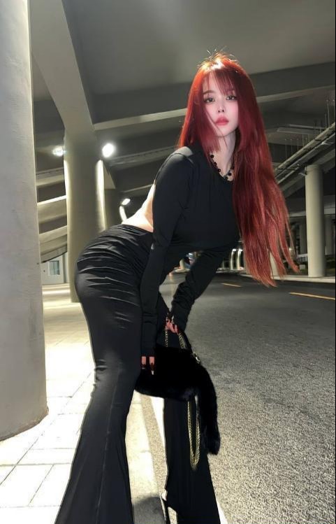 图片[3]-高挑丰臀风骚馨菲-51约啪