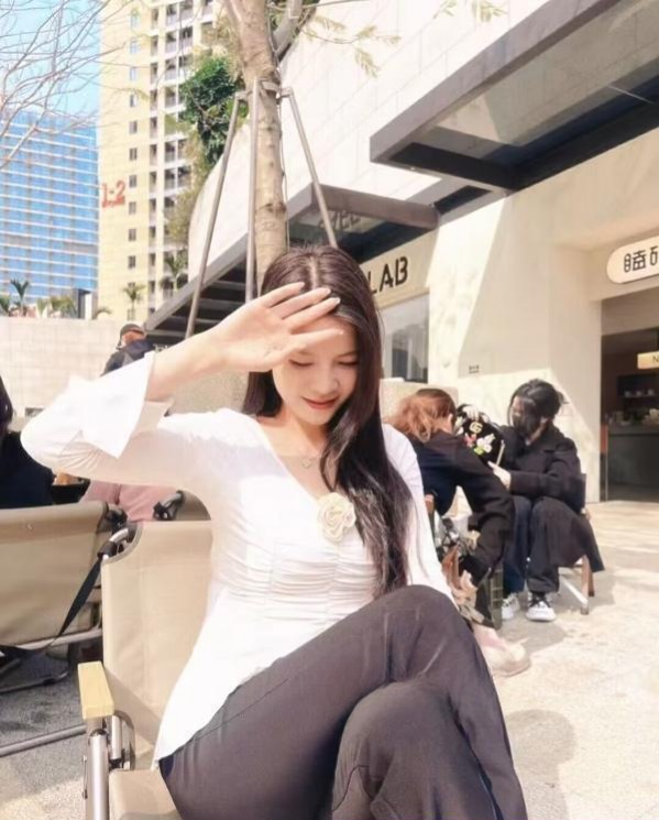 图片[2]-广州性感大胸静静-51约啪