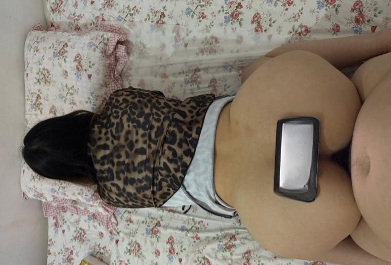 图片[4]-肉臀眼镜骚妇-51约啪