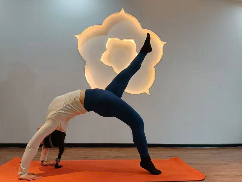 南昌99年瑜伽新人-51约啪