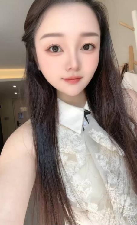 西湖乳控大胸悦悦 1 西湖乳控大胸悦悦