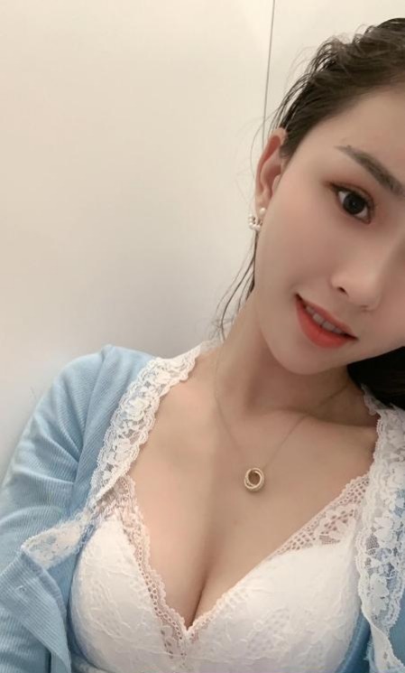郑州妖媚小娘们 1 郑州妖媚小娘们