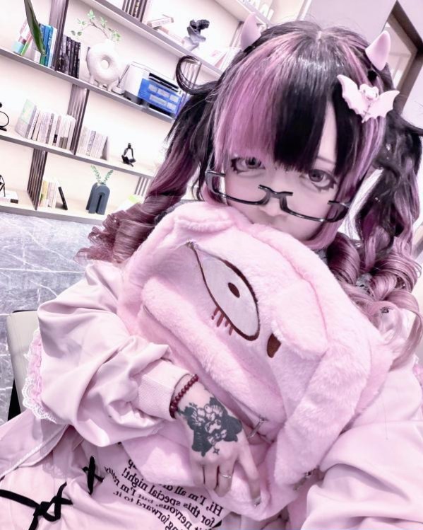 青岛亚文化反差萝莉