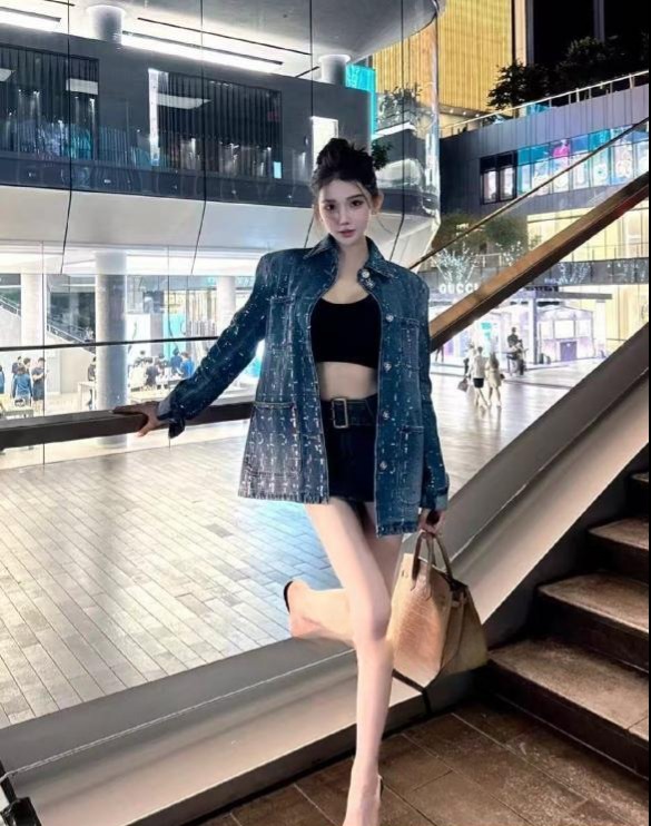 大胸长腿网红款妹妹