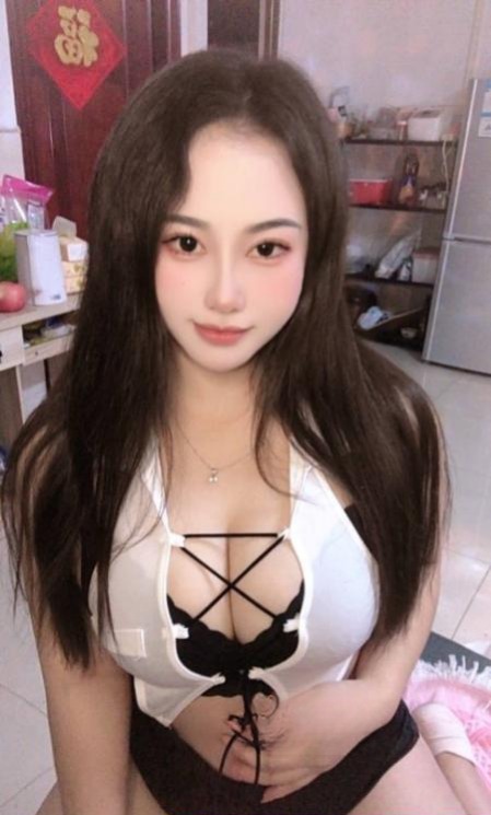 天府BBW身材伊伊 3 天府BBW身材伊伊