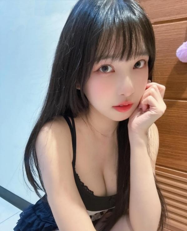 万柏林00后嫩妹 1 万柏林00后嫩妹