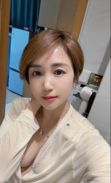 纯欲人妻冰冰归来