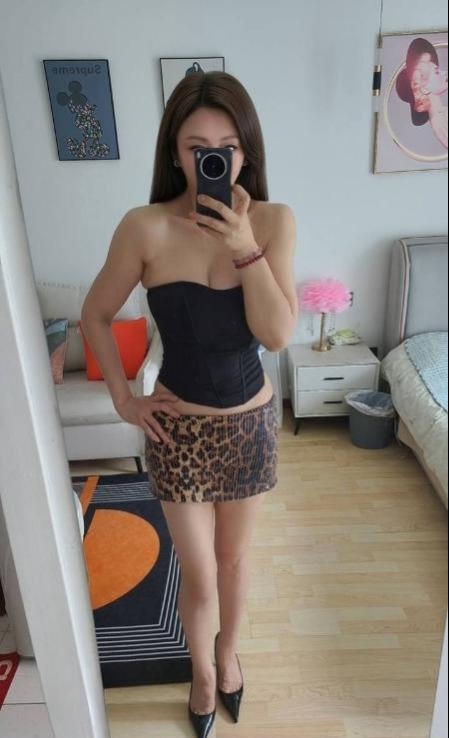 风骚性感身材小姐姐