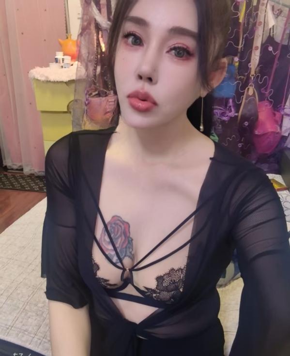 铁西水床艳舞御姐 2 铁西水床艳舞御姐