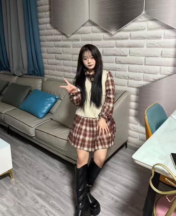 庐阳精神小妹 2 庐阳精神小妹