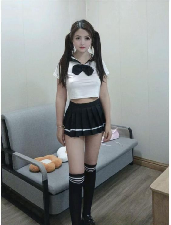 大胸女友李一桐-51约啪