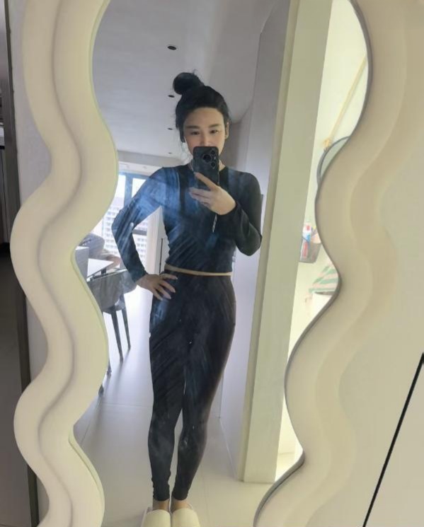 钟楼老板娘 4 钟楼老板娘