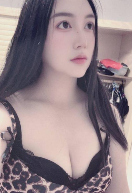 三通母狗茜茜 1 三通母狗茜茜