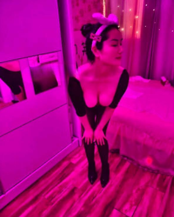 普陀御姐翘臀大长腿 1 普陀御姐翘臀大长腿