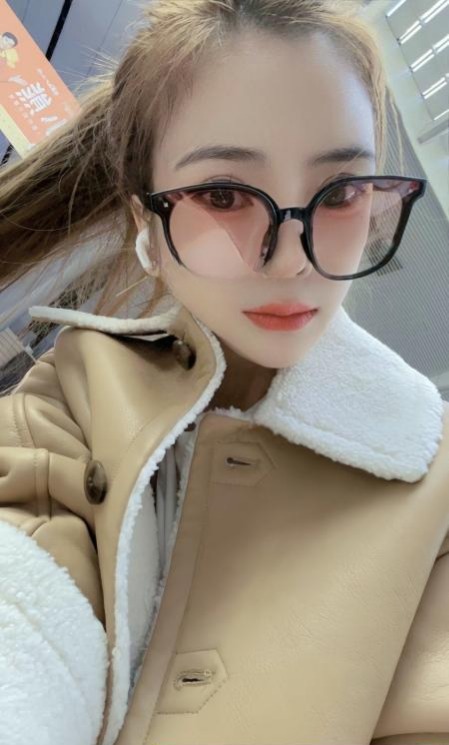 武侯骚妹子小爱茜