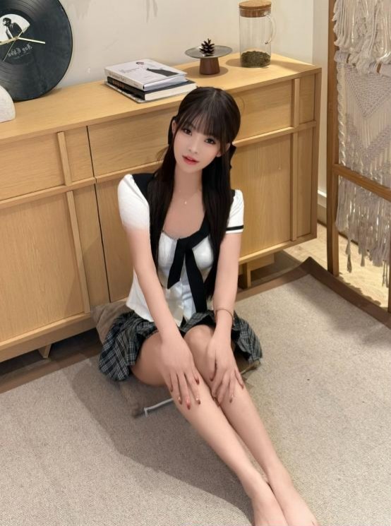 细腰大奶御姐李小璐 4 细腰大奶御姐李小璐