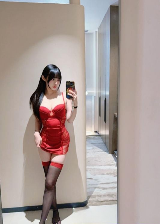 呼市长腿辣妹子团团-51约啪