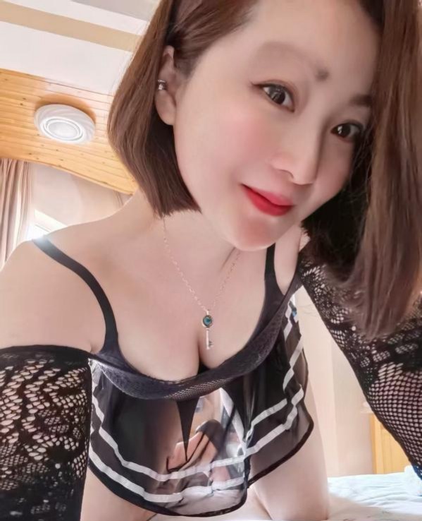 服务控熟女姐姐 1 服务控熟女姐姐