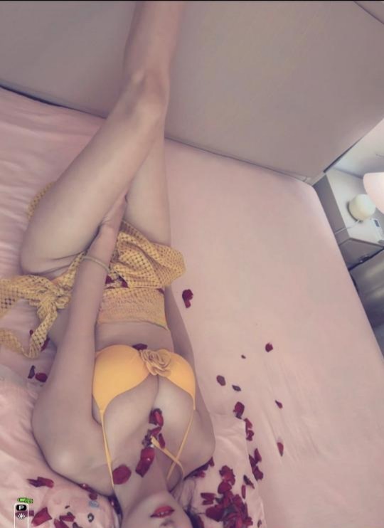 特色水墨大胸骚逼甜甜