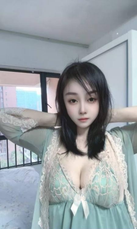 南山白嫩风骚少妇