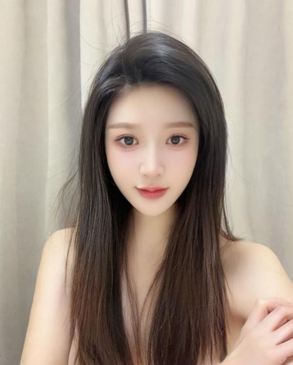 胸大肤白完美女友悠悠 1 胸大肤白完美女友悠悠