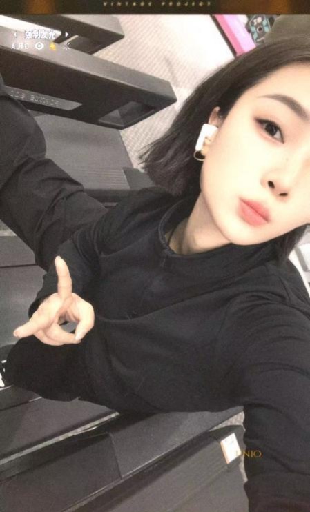 一诺美女-51约啪