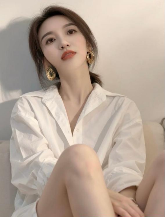 二刷会夹鸡巴小骚货 4 二刷会夹鸡巴小骚货