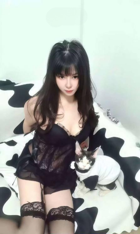 美乳纯欲妹子玥玥 4 美乳纯欲妹子玥玥