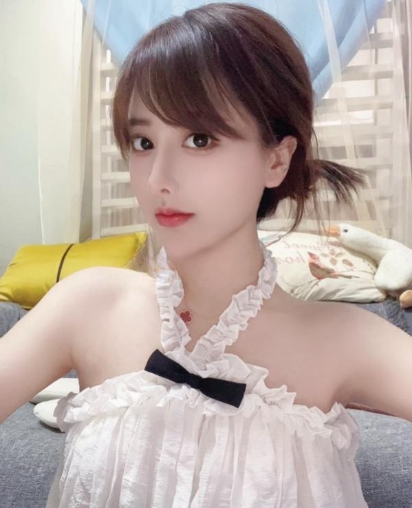 南山清纯小千代-51约啪