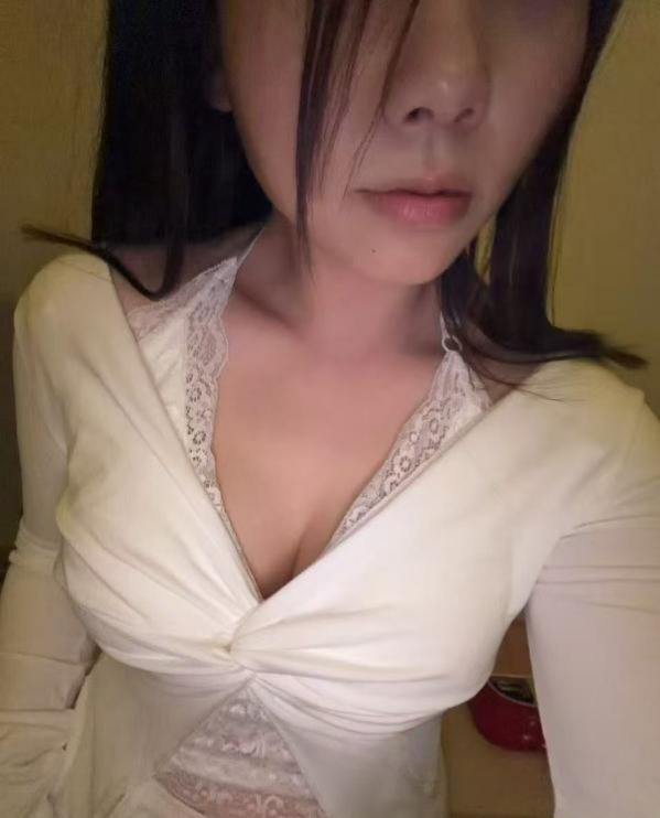 图片[2]-性价比苗条美女-51约啪