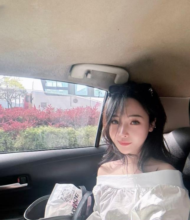 妖艳口爆御姐 2 妖艳口爆御姐