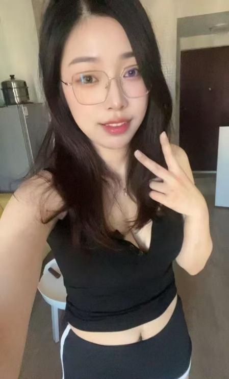 极品多汁美乳可欣