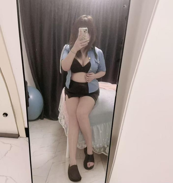 图片[2]-奉贤D杯坦克妹-51约啪