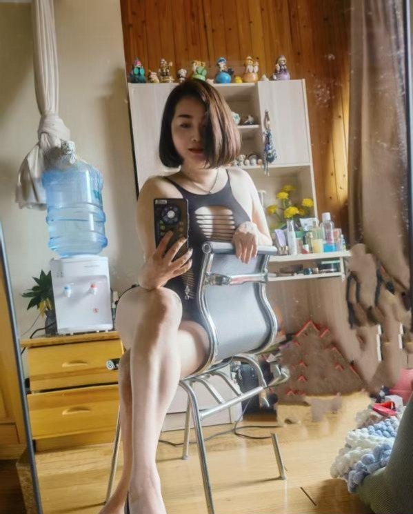 服务控熟女姐姐 2 服务控熟女姐姐