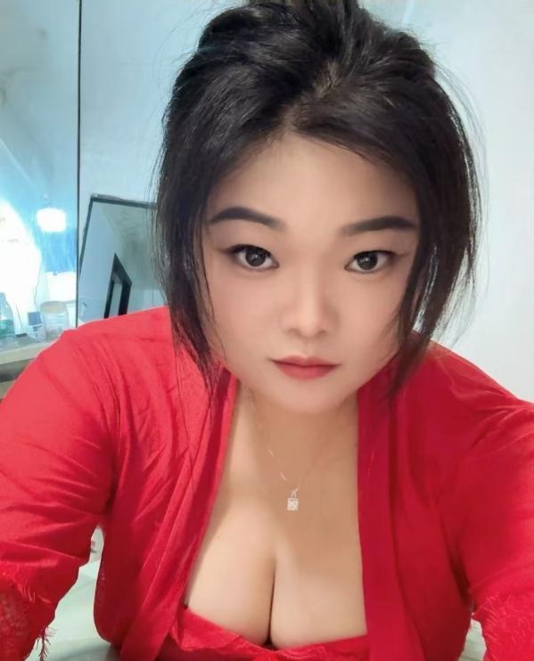 光谷大胸小嫂子 1 光谷大胸小嫂子