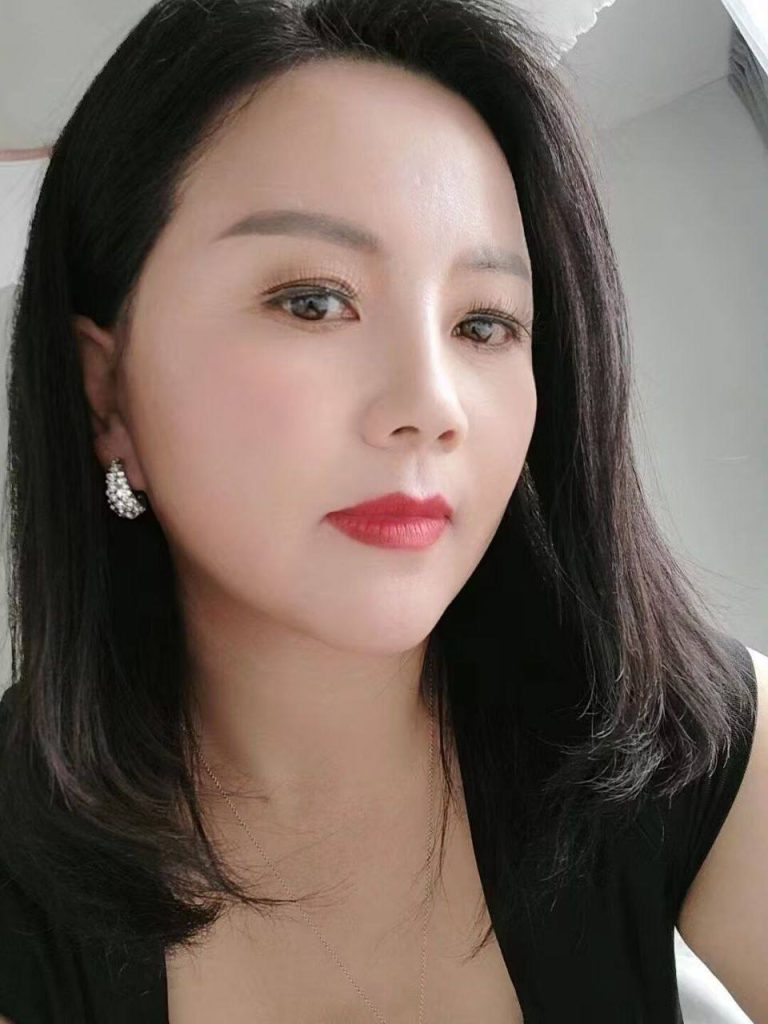 潘家园骚货 1 潘家园骚货