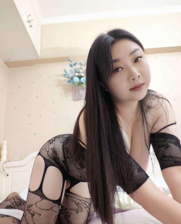 肥臀F奶尤尤 4 肥臀F奶尤尤