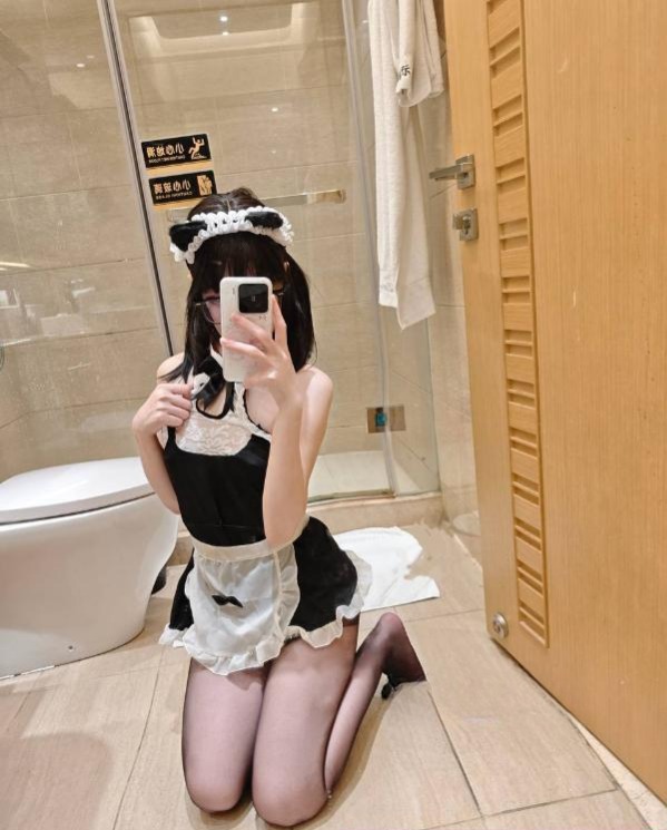 天河白虎喵喵cos