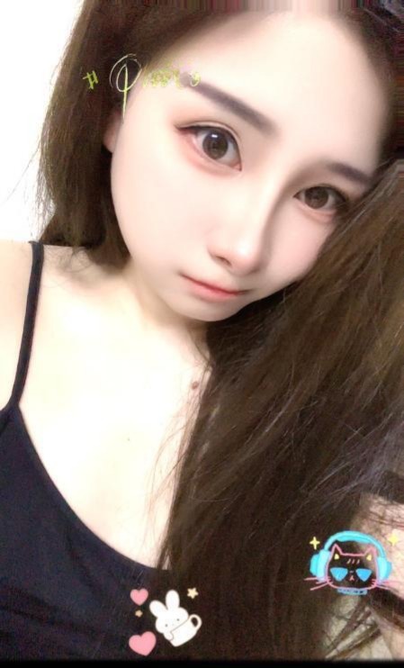 大胸美女兜兜