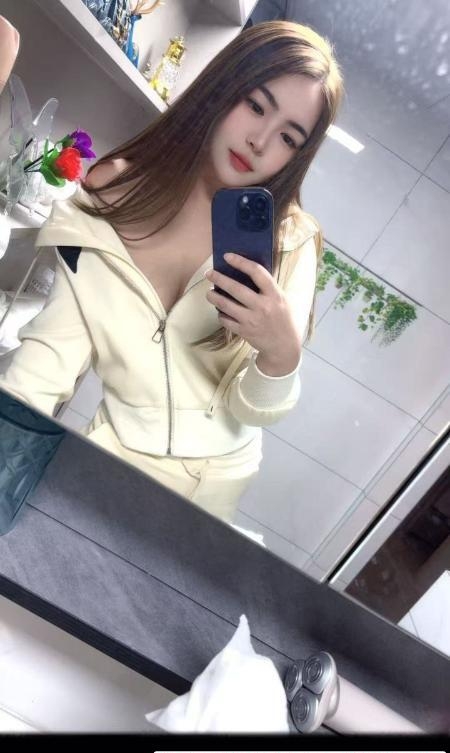 番禺颜值长腿惠子 3 番禺颜值长腿惠子