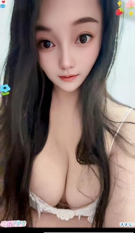 大钟奶少妇盼盼 1 大钟奶少妇盼盼