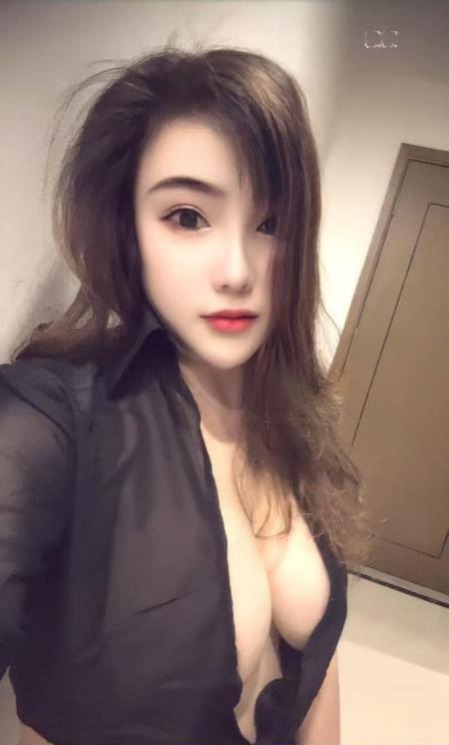 大胸骚货婷婷 2 大胸骚货婷婷