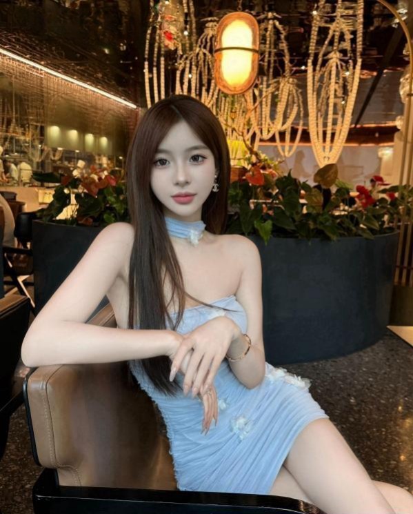 图片[4]-性感红唇大长腿-51约啪