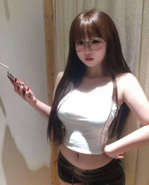 图片[2]-反差骚感眼镜妹-51约啪