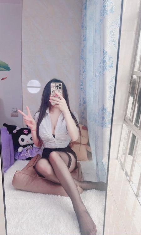 图片[3]-雨花角色扮演女王苍苍-51约啪