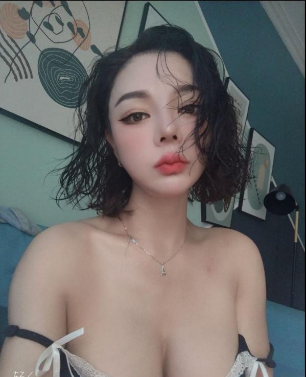 丰满性感大嫂琳达 2 丰满性感大嫂琳达