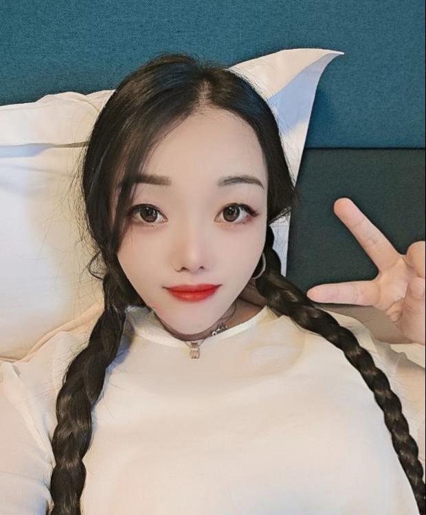 美容院兼职小骚妇 1 美容院兼职小骚妇