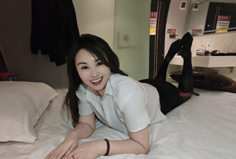 图片[2]-职业装温柔少妇-51约啪